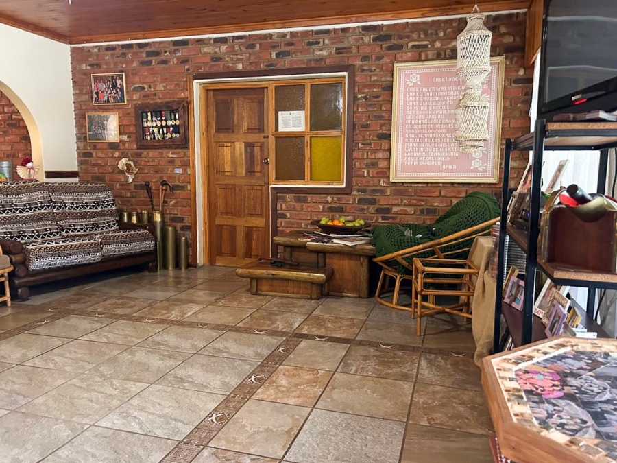 3 Bedroom Property for Sale in Kannoniers Park North West
